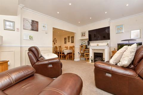 4 bedroom terraced house for sale, Selby Road, Carshalton SM5