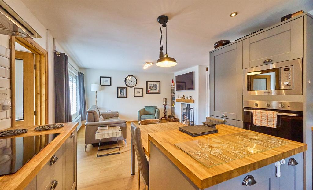 Open Plan Lounge/Dining/Kitchen