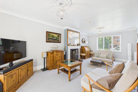 4 bedroom detached house for sale, Kynaston Avenue, Aylesbury HP21