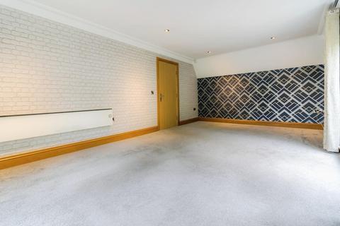 2 bedroom apartment to rent, The Gatehouse