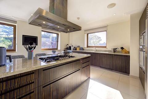 undefined, 49 The Bishops Avenue, N2