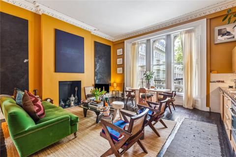 Studio for sale, Kensington Gardens Square, London, W2