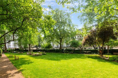 Studio for sale, Kensington Gardens Square, London, W2
