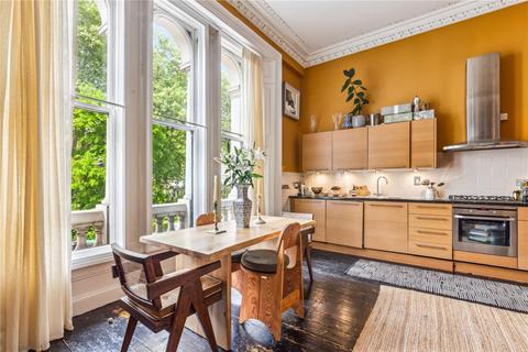 Studio for sale, Kensington Gardens Square, London, W2