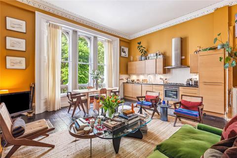 Studio for sale, Kensington Gardens Square, London, W2