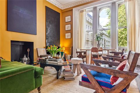 Studio for sale, Kensington Gardens Square, London, W2