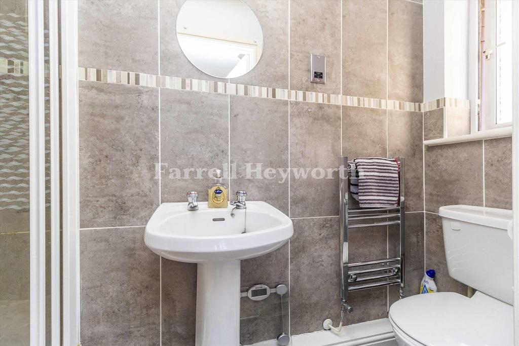 Ensuite