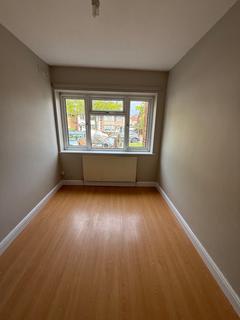 2 bedroom maisonette to rent, Harrow, HA2