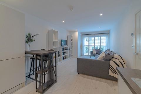 1 bedroom apartment to rent, 303 Talbot Road, Trafford M32
