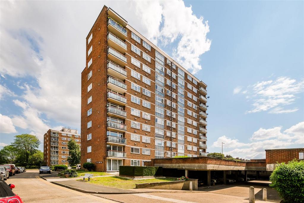 9 Gardner close E11-24.jpg