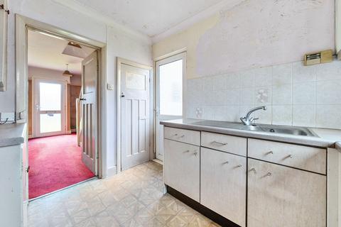 3 bedroom semi-detached house for sale, Cedar Drive, Chichester, PO19