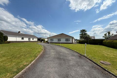 4 bedroom detached bungalow for sale, Blaenau Road, Ammanford SA18
