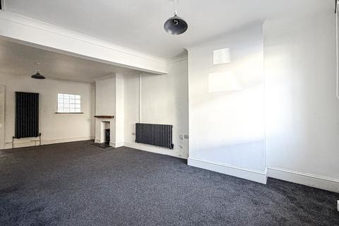 2 Cherry Grove, Taunton, TA2 7SH