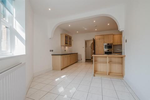 3 bedroom apartment for sale, Park Road, Bowdon
