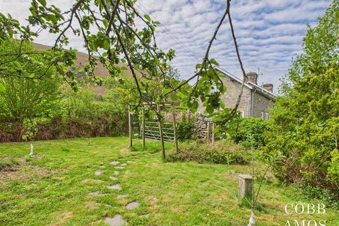 undefined, Llanwrthwl, Llandrindod Wells