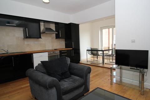3 bedroom flat to rent, Jameson Street, Hull HU1