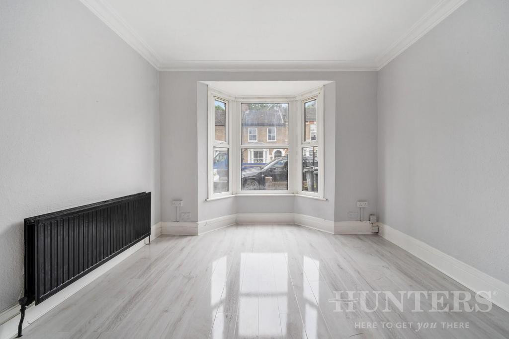 76 A Bruce Castle Road N17 8 NJ-5.jpg
