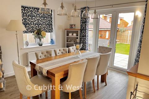 4 bedroom detached house for sale, Springett Close, Thakeham RH20