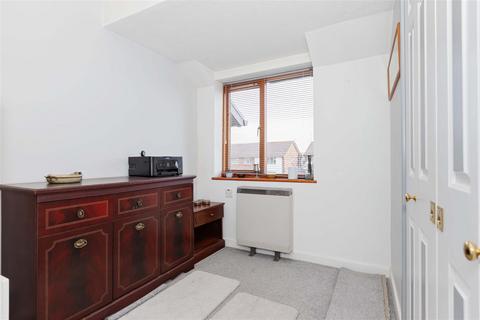 2 bedroom retirement property for sale, Goring Street, Goring-By-Sea, Worthing