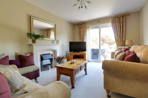 5 Bullhurst Close, Talke, Stoke-on-trent, ST7 1GD