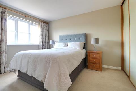 5 Bullhurst Close, Talke, Stoke-on-trent, ST7 1GD