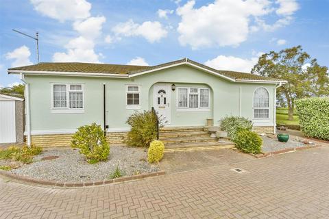 2 bedroom park home for sale, Kingsmead Park, Allhallows, Rochester, Kent