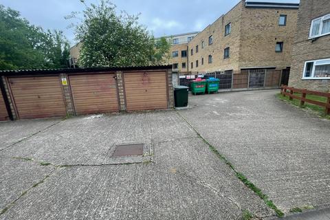 Garage to rent, Hounslow,  Hounslow, TW14