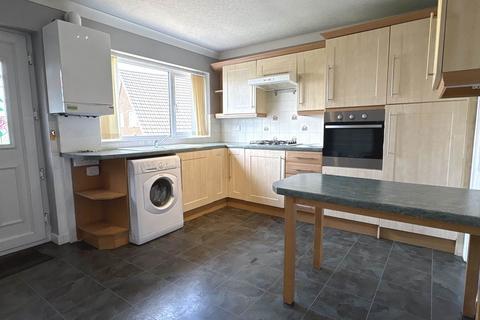 2 bedroom semi-detached house for sale, Alpine Drive, Royton