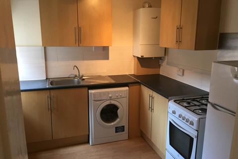 3 bedroom terraced house to rent, Tower View, Newcastle Upon Tyne NE15