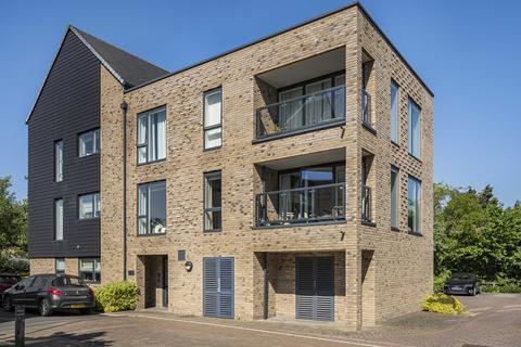2 bedroom flat for sale, Trumpington, Cambridge CB2