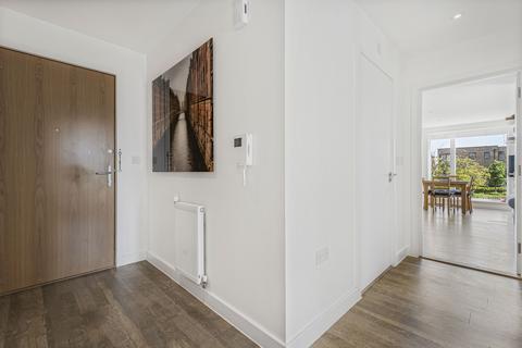 2 bedroom flat for sale, Trumpington, Cambridge CB2