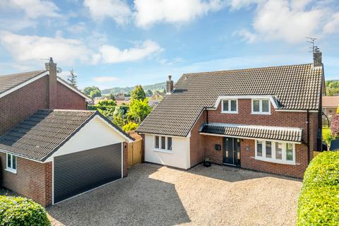 4 bedroom detached house for sale, Loughborough LE11