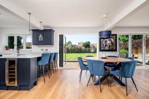 4 bedroom detached house for sale, Loughborough LE11
