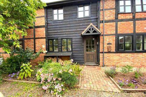 3 bedroom terraced house to rent, Much Cowarne