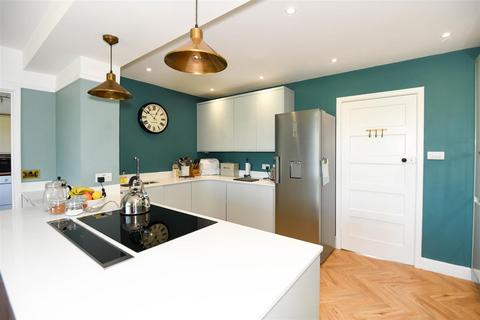 191 Devizes Road, Hilperton, Trowbridge, BA14 7QR