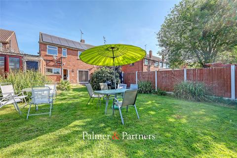 17 Queenswood Avenue, Hutton, Brentwood, CM13 1HU