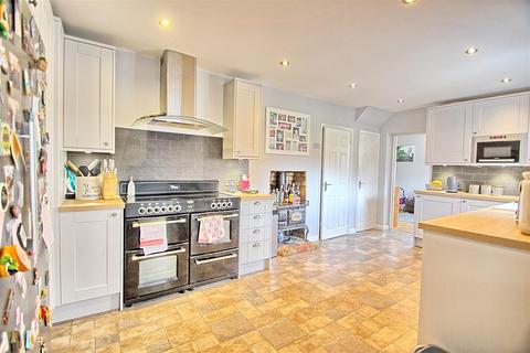 undefined, The Homesteads, Hunsdon SG12
