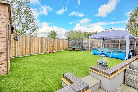 undefined, The Homesteads, Hunsdon SG12