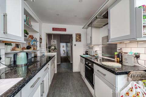 2 bedroom apartment for sale, Woodside, Plymouth PL4