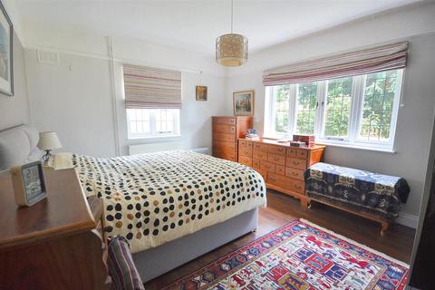 4 bedroom detached bungalow for sale, Wyke Road, Gillingham