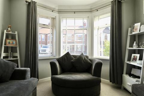 18 Briarfield Road, Hull, HU5 4HX