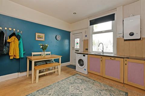 44 Crawford Road, Sheffield, S8 9BU