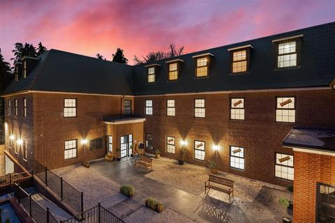 2 bedroom apartment for sale, Shootersway, Berkhamsted