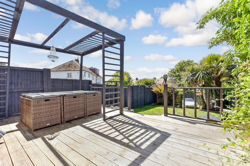 Patio / Decking