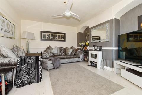 3 bedroom terraced house for sale, Selborne Road, Margate CT9