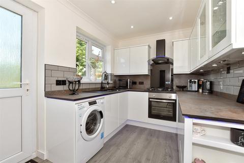3 bedroom terraced house for sale, Selborne Road, Margate CT9