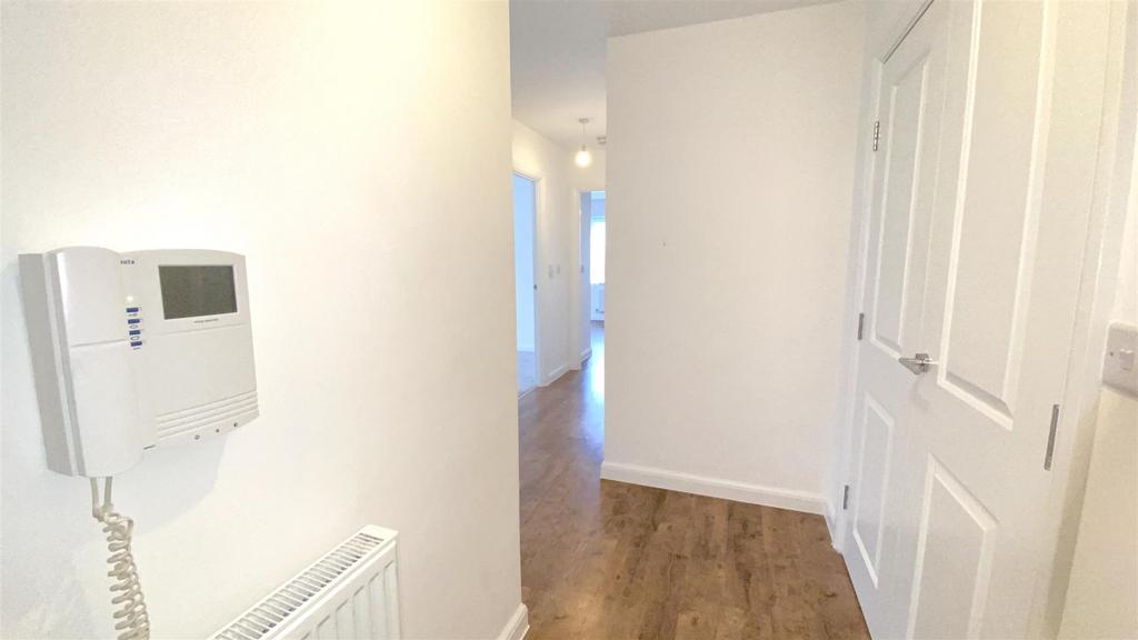 Corridor 1.jpg