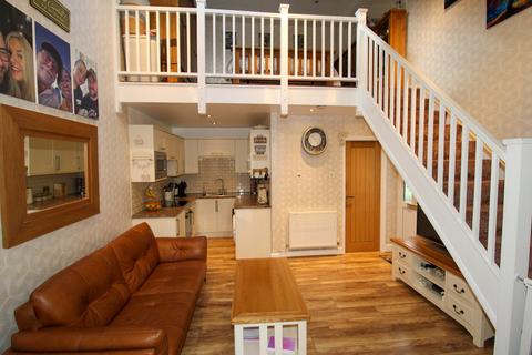 15 Glaisdale Close, Northampton, NN2 8UN