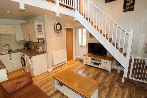 15 Glaisdale Close, Northampton, NN2 8UN