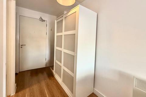 Studio to rent, Open Plan Studio, One Wolstenholme Square, L1